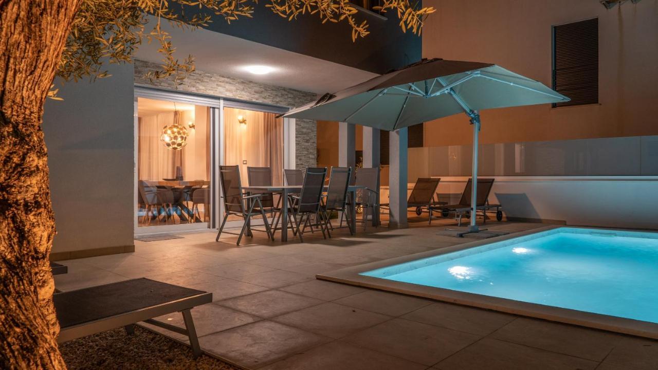 Villa Dea - Dein Rueckzugsort Am Meer Mit Beheiztem Pool Vrsi Ngoại thất bức ảnh