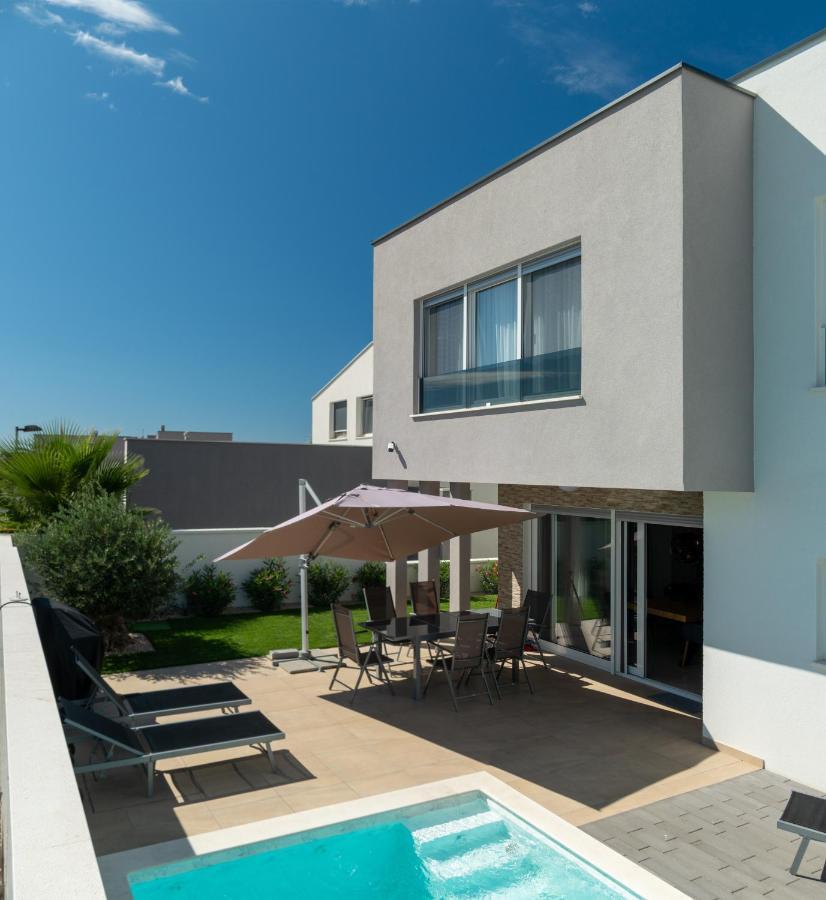 Villa Dea - Dein Rueckzugsort Am Meer Mit Beheiztem Pool Vrsi Ngoại thất bức ảnh