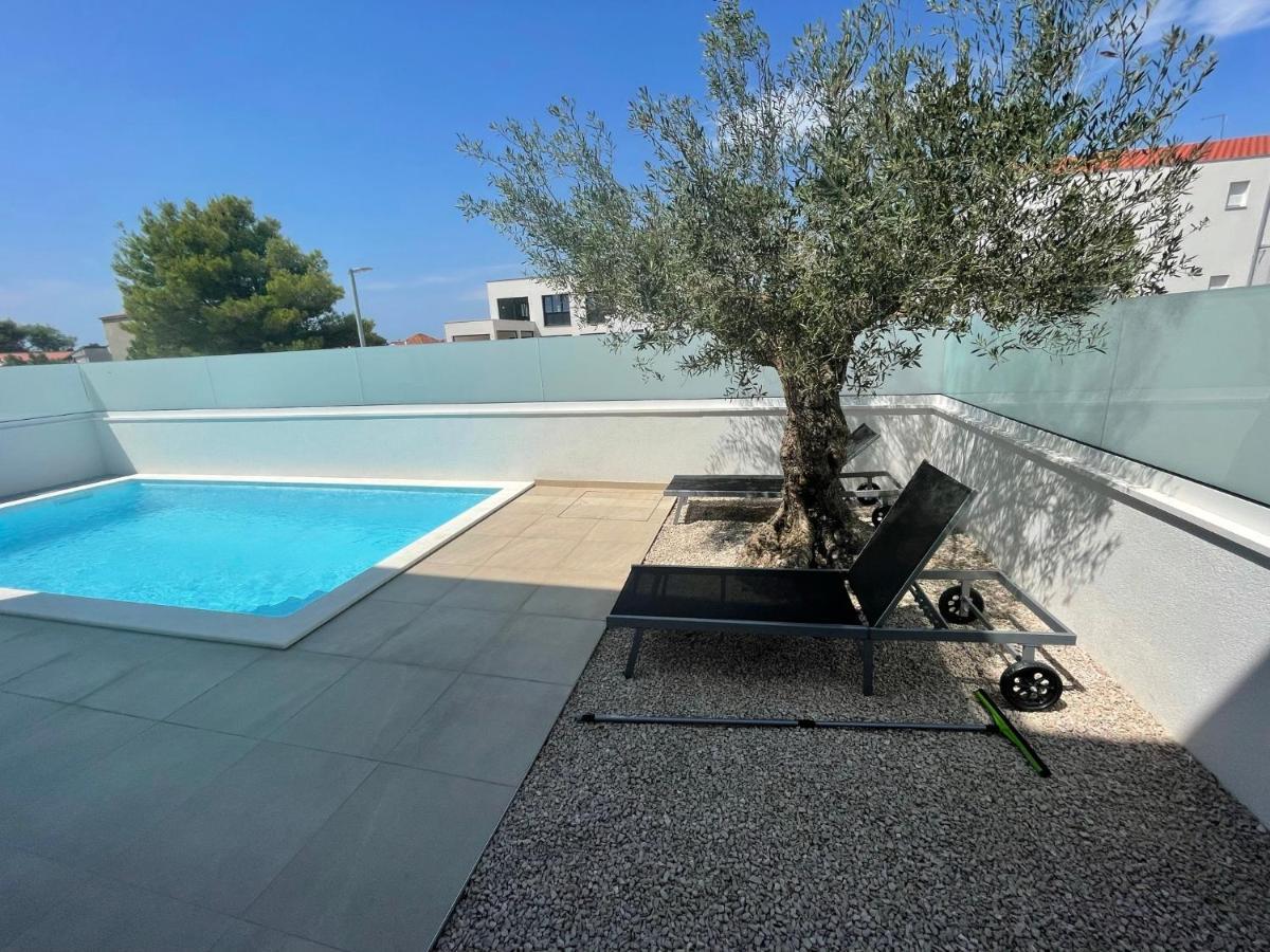 Villa Dea - Dein Rueckzugsort Am Meer Mit Beheiztem Pool Vrsi Ngoại thất bức ảnh