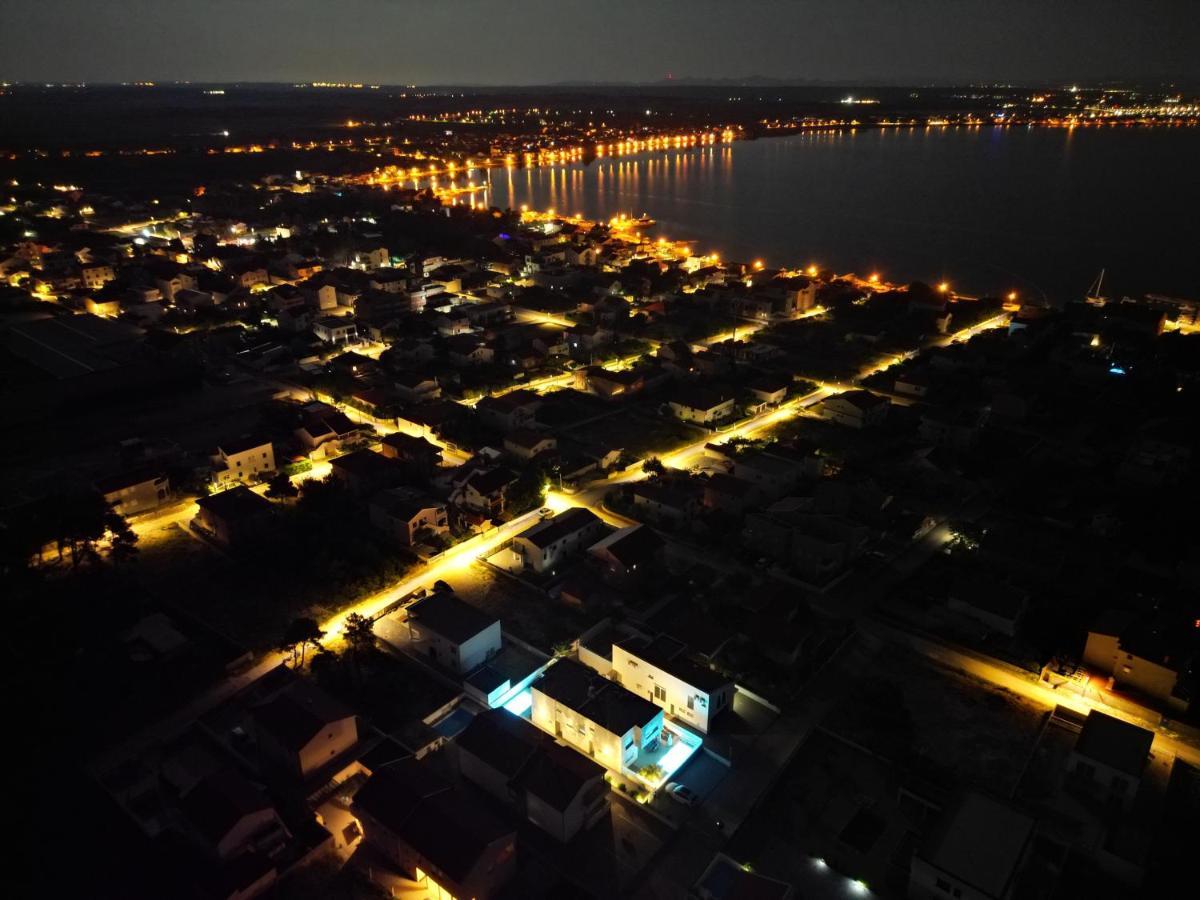 Villa Dea - Dein Rueckzugsort Am Meer Mit Beheiztem Pool Vrsi Ngoại thất bức ảnh